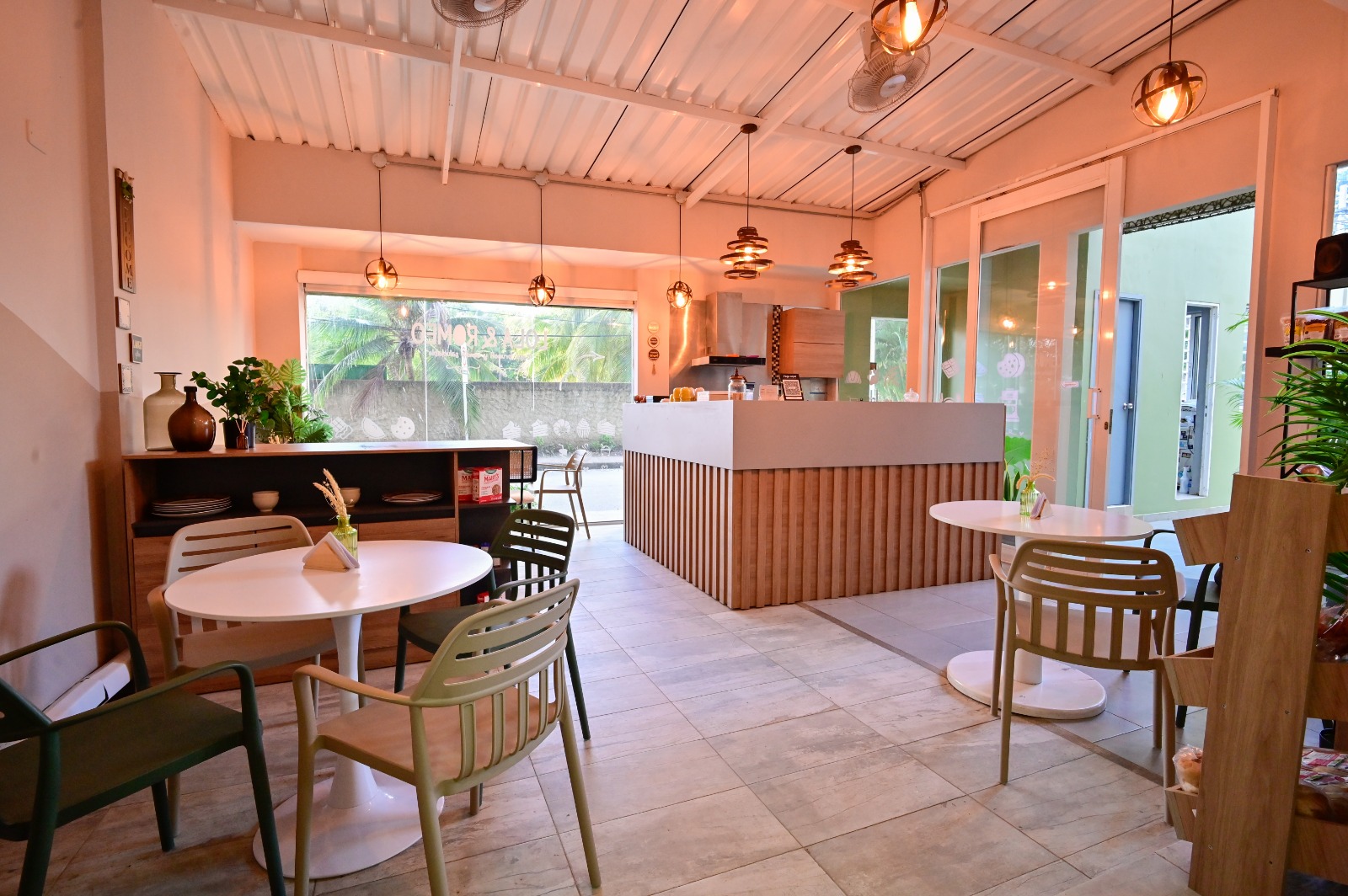 SEREMA café setting